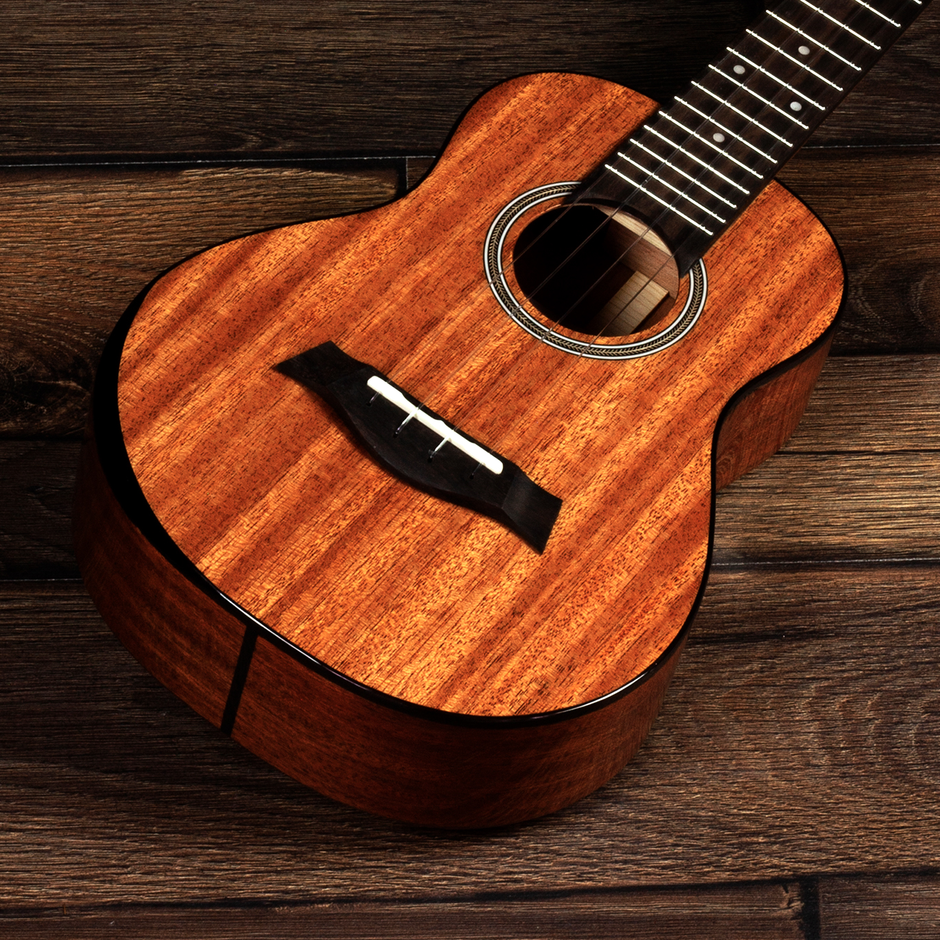 BMUK10C Solid Mahogany Concert Ukulele 