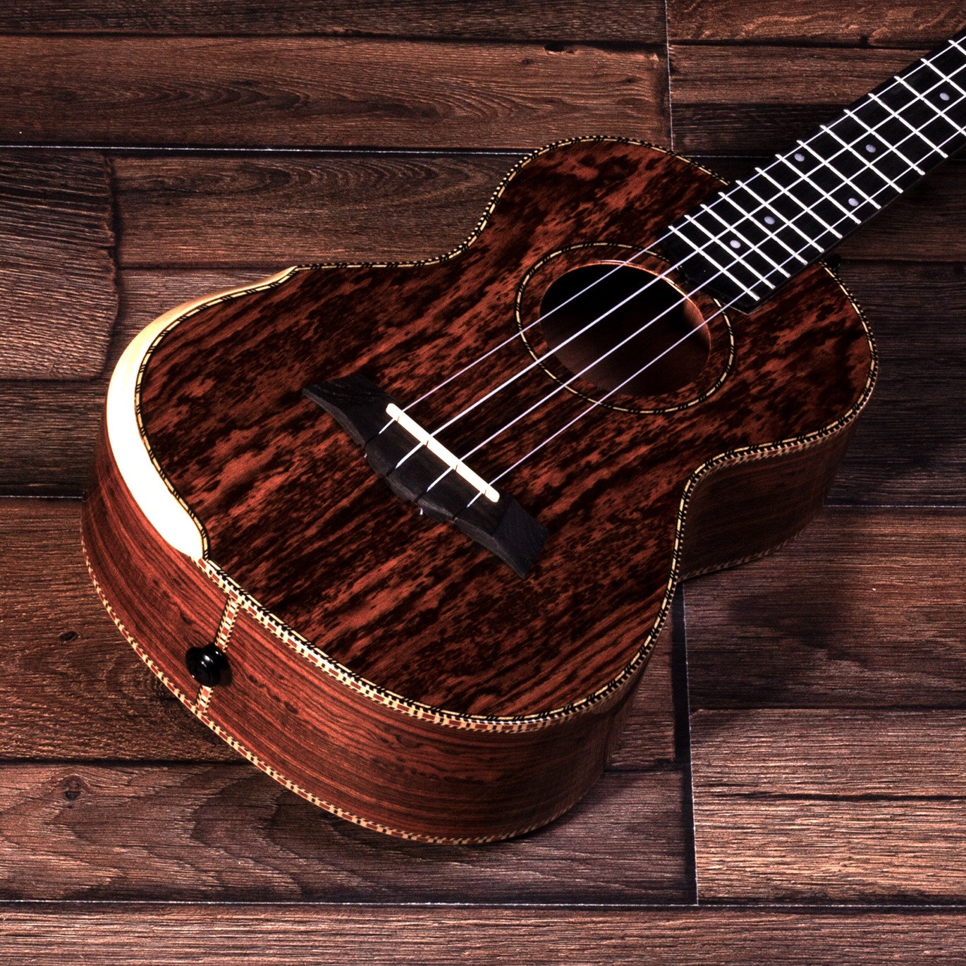 BMUK8T Becote Tenor Ukulele 