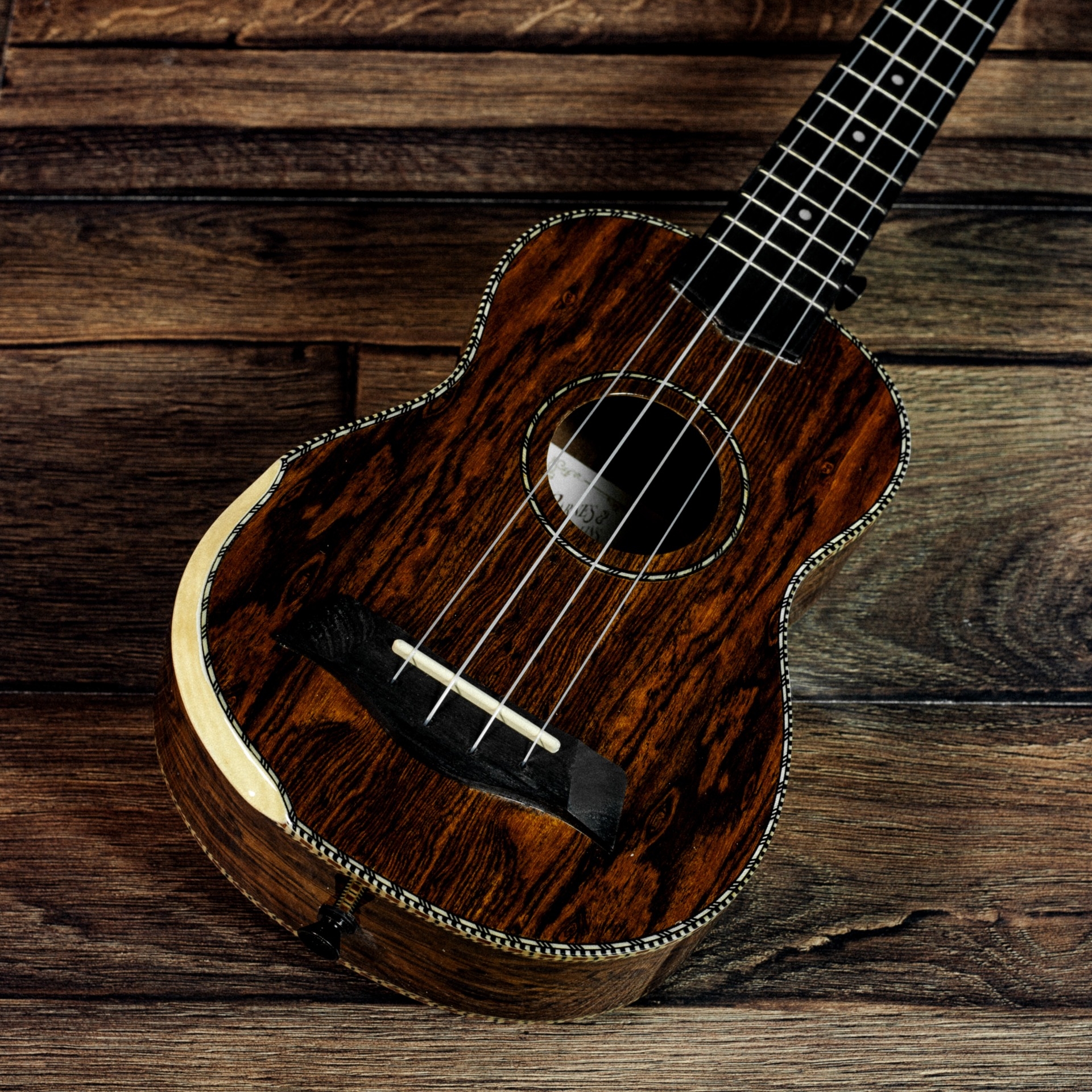 BMUK8S Becote Soprano Ukulele 